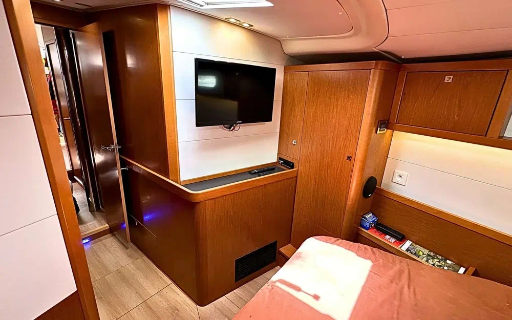 slider 16 Beneteau Sense 51