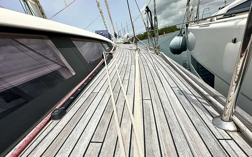 slider 19 Beneteau Sense 51