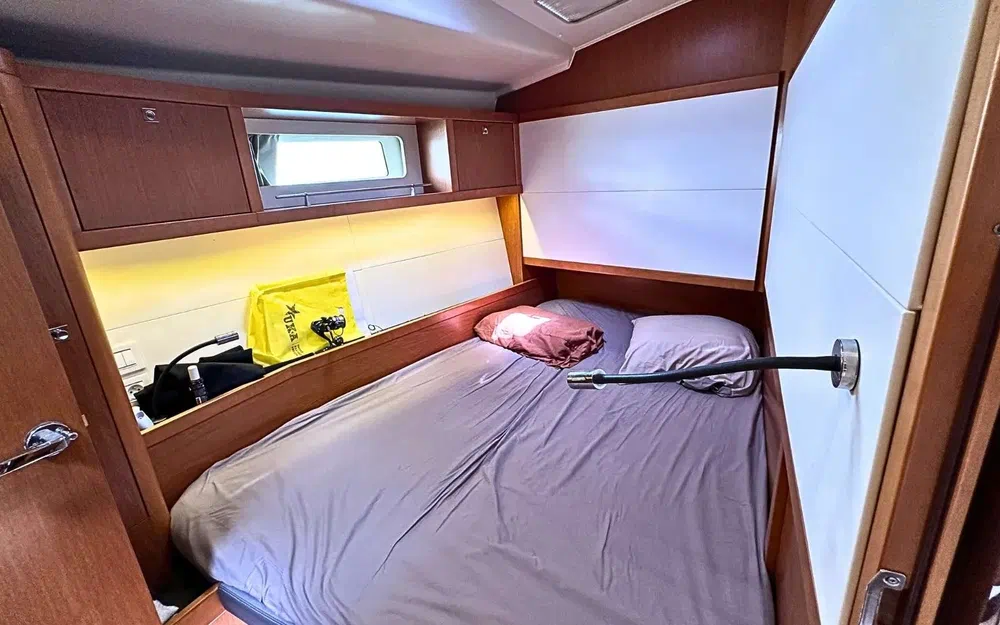 slider 34 Beneteau Sense 51
