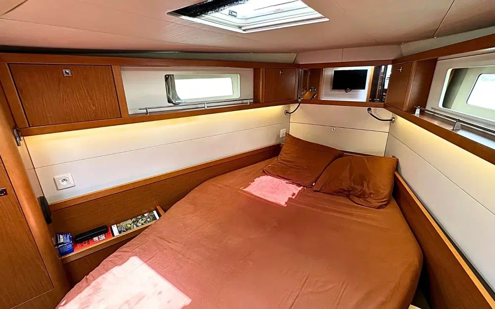 slider 37 Beneteau Sense 51