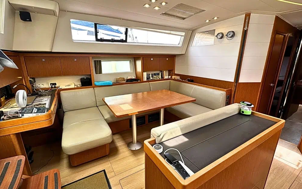 slider 40 Beneteau Sense 51