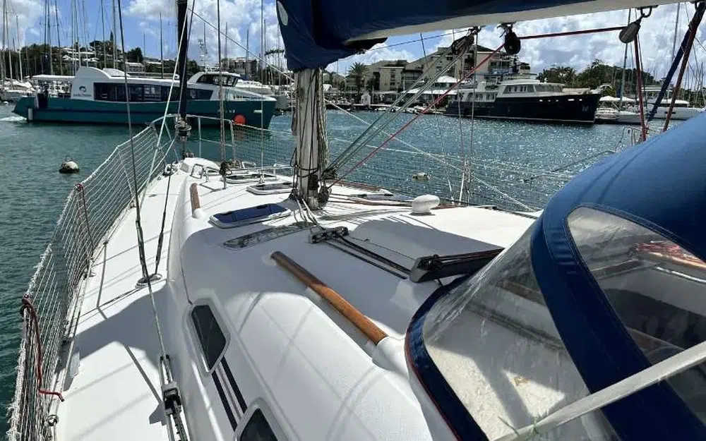 slider 9 Beneteau Oceanis 393 Clipper