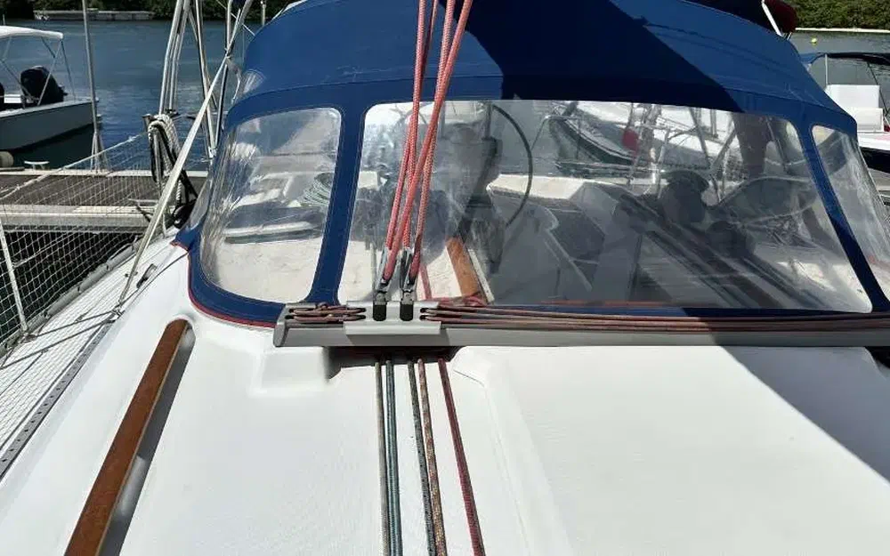 slider 13 Beneteau Oceanis 393 Clipper