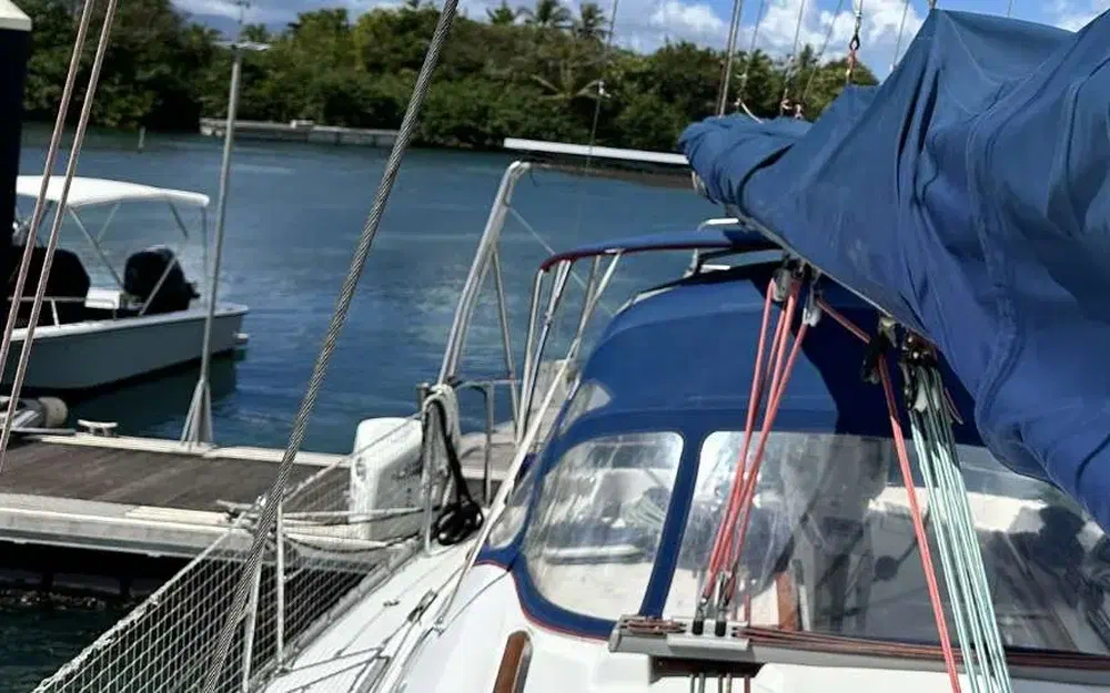 slider 38 Beneteau Oceanis 393 Clipper