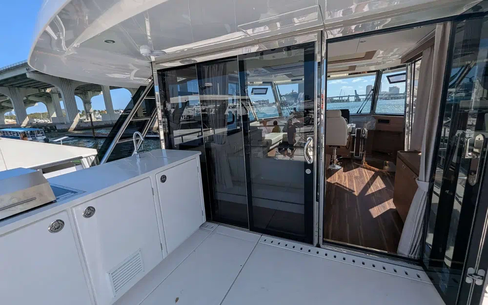 slider 21 Aquila 54