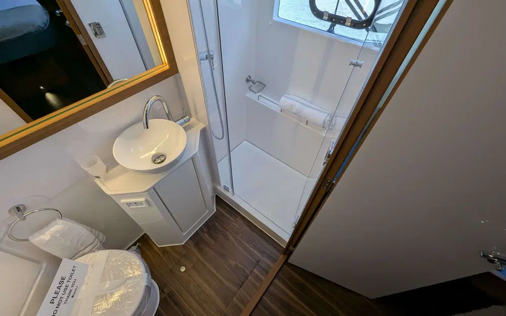 slider 26 Aquila 54
