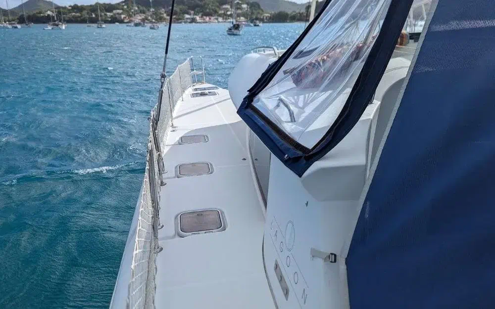 slider 26 Lagoon 420