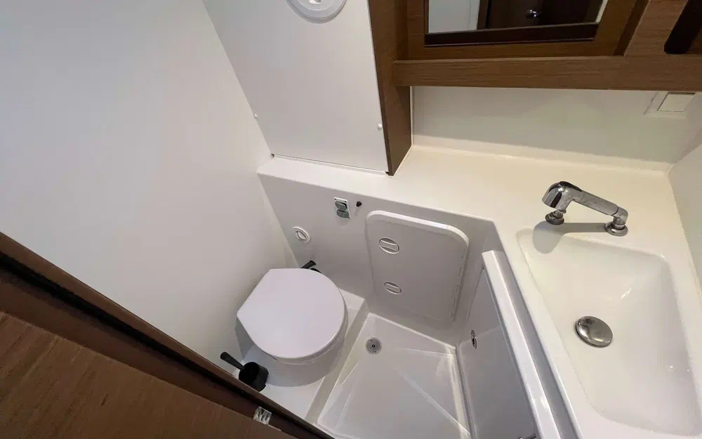 slider 24 Lagoon 42
