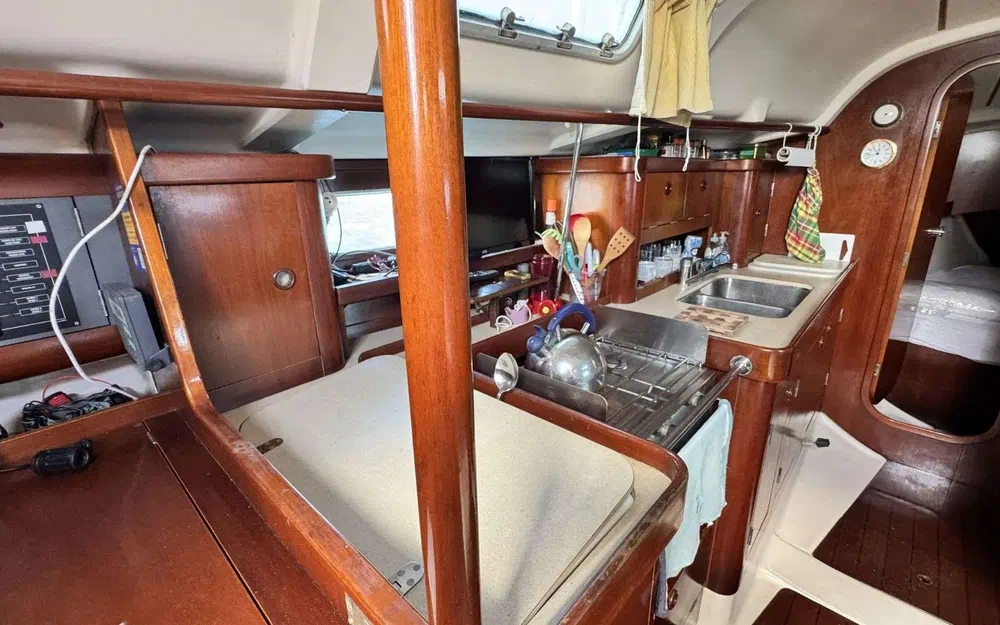 slider 11 Beneteau Oceanis 351