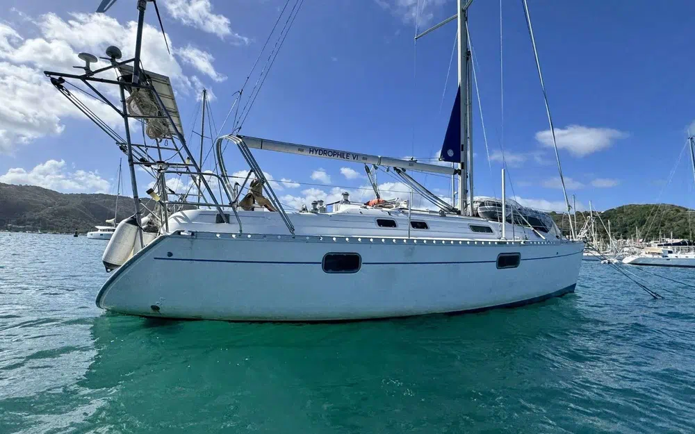 slider 22 Beneteau Oceanis 351