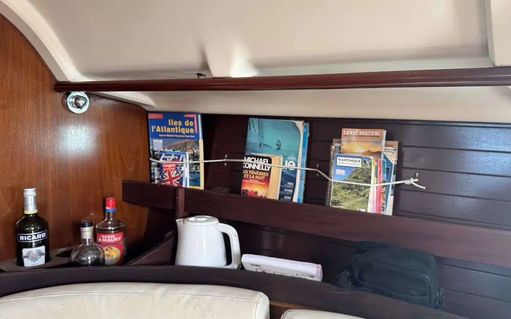 slider 33 Beneteau Oceanis 351