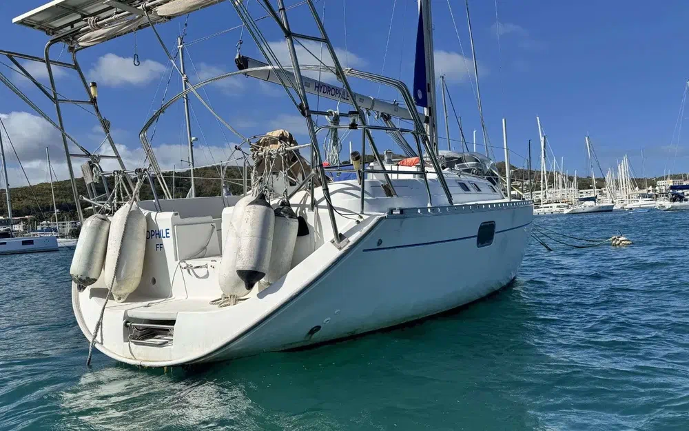 slider 35 Beneteau Oceanis 351