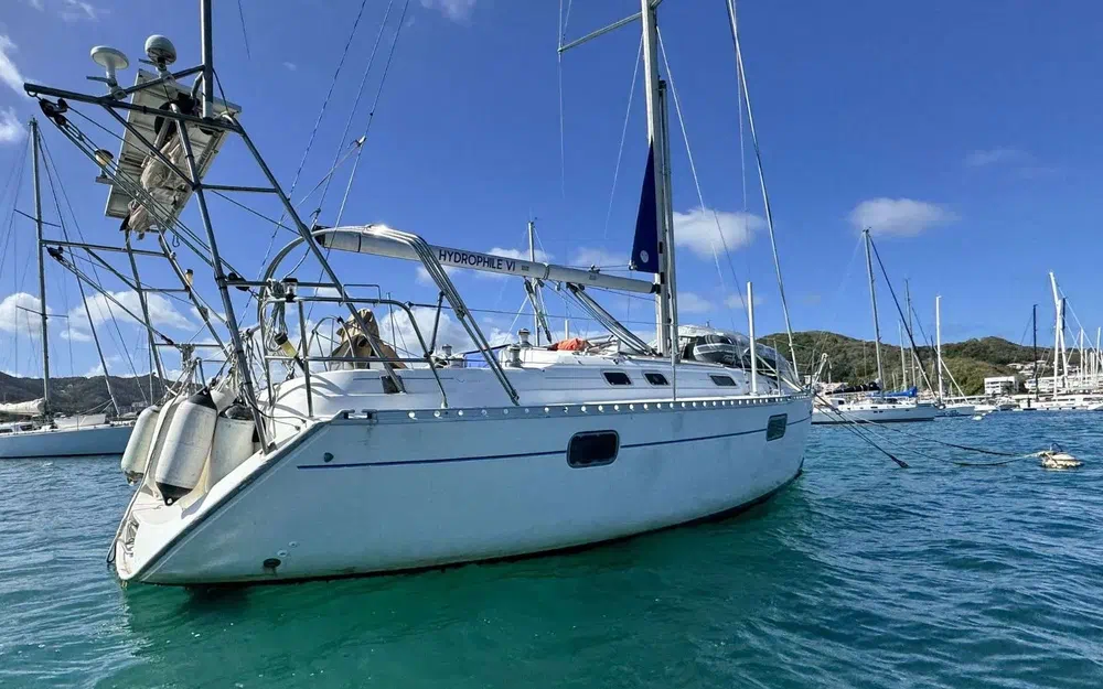 slider 38 Beneteau Oceanis 351