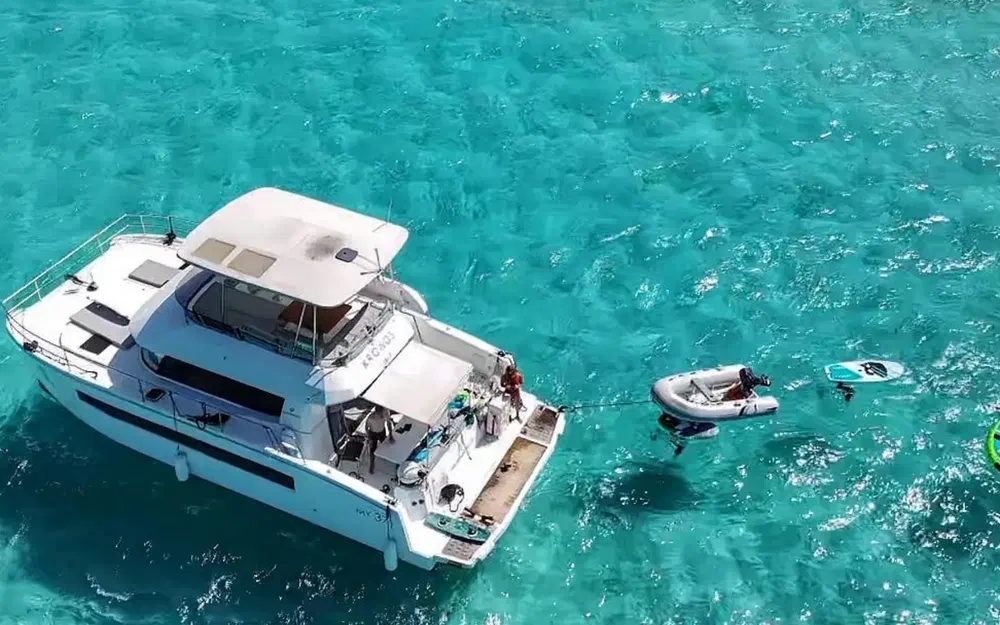 slider 9 Fountaine Pajot My 37