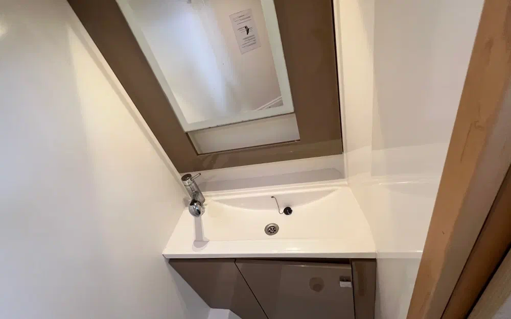 slider 24 Fountaine Pajot My 37