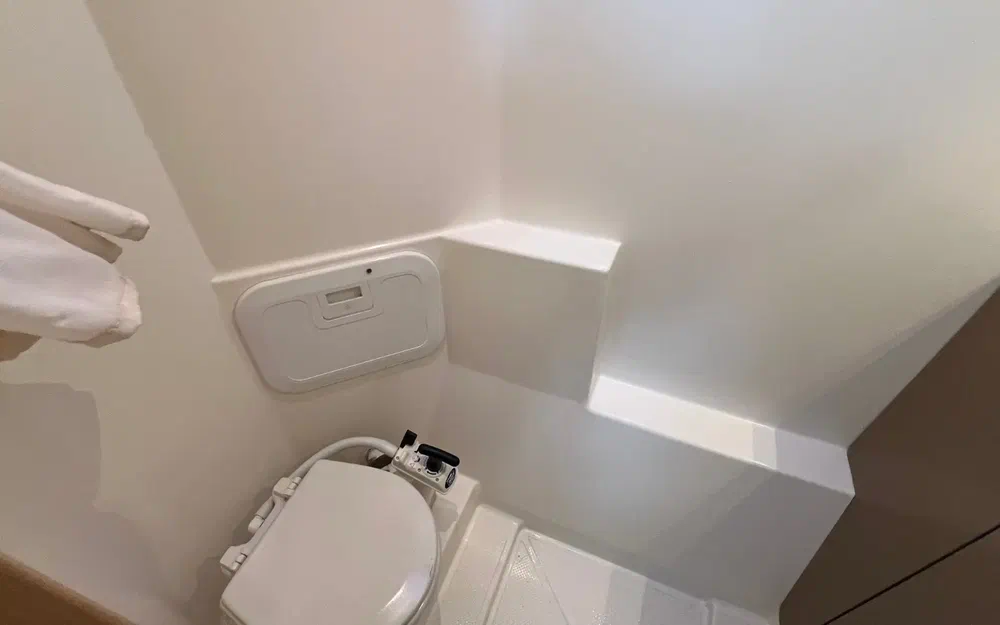slider 3 Fountaine Pajot My 37