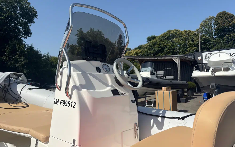 slider 1 Bombard Sunrider 550