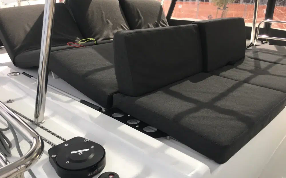 slider 8 Lagoon 50