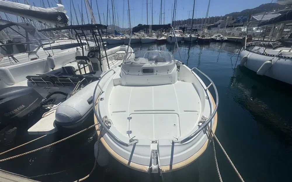 slider 1 Jeanneau Cap Camarat 5.5 WA Serie 2