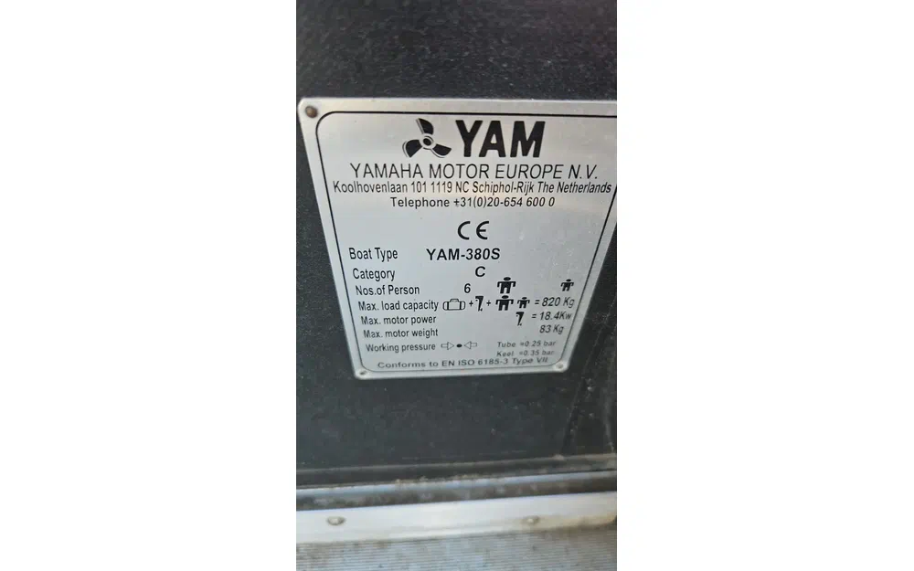 slider 2 Yamaha Yam 380 S