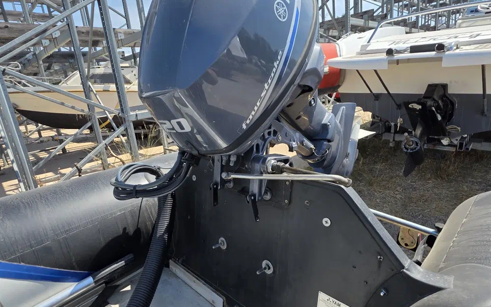 slider 3 Yamaha Yam 380 S