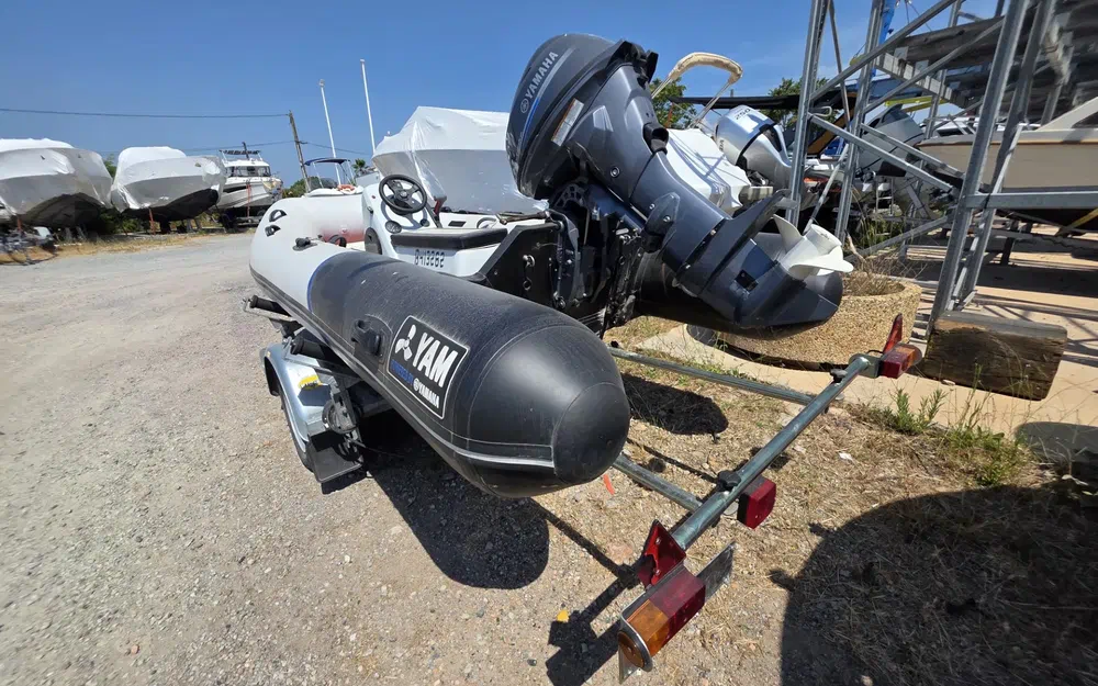 slider 4 Yamaha Yam 380 S