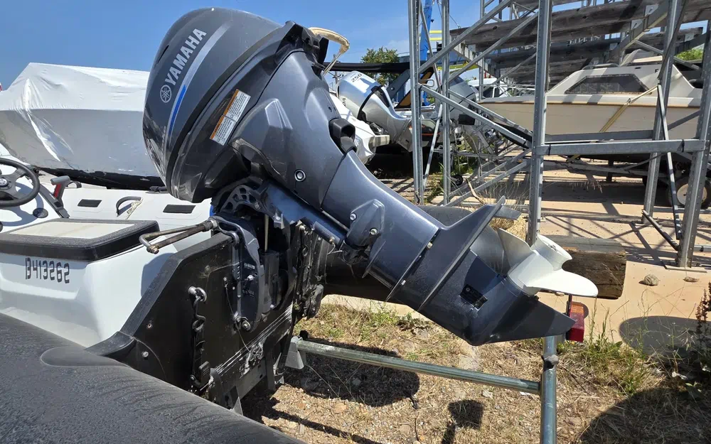 slider 7 Yamaha Yam 380 S