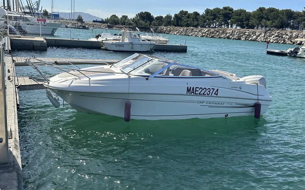 slider 0 Jeanneau Cap Camarat 650 DC