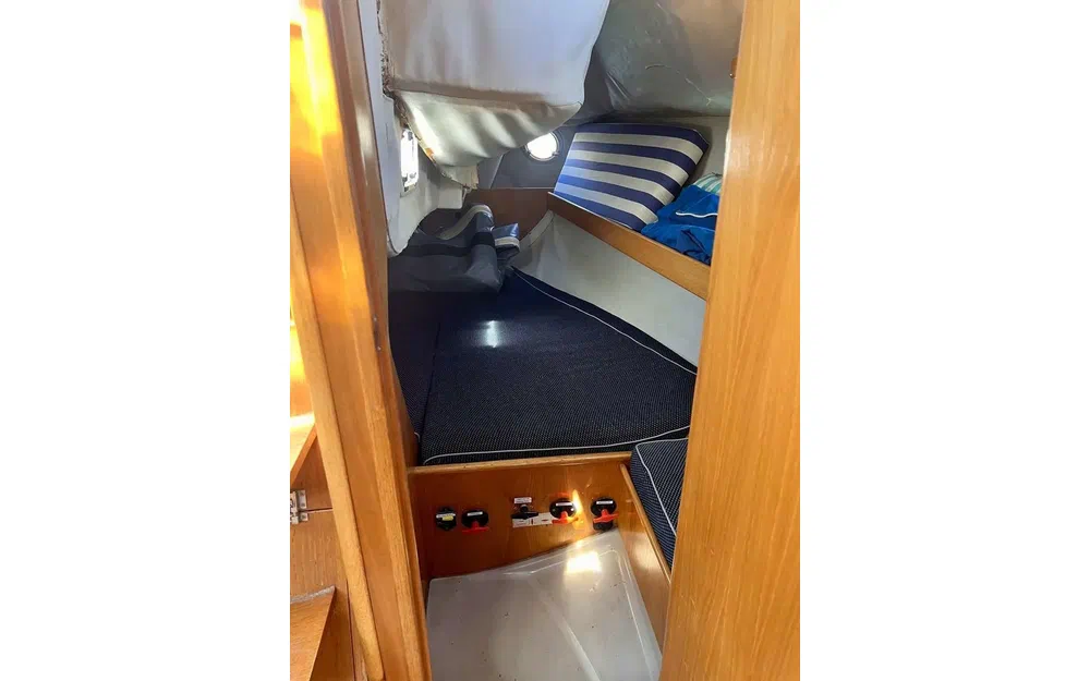 slider 8 Beneteau Oceanis 320