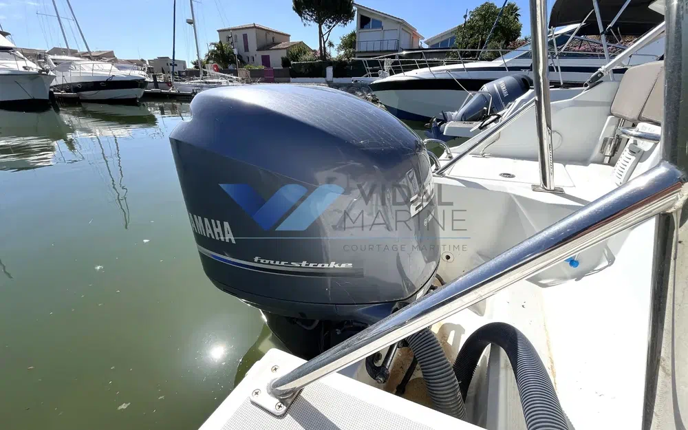 slider 14 Jeanneau Cap Camarat 7.5 CC