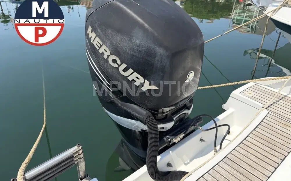 slider 4 Beneteau Flyer 750 cabrio