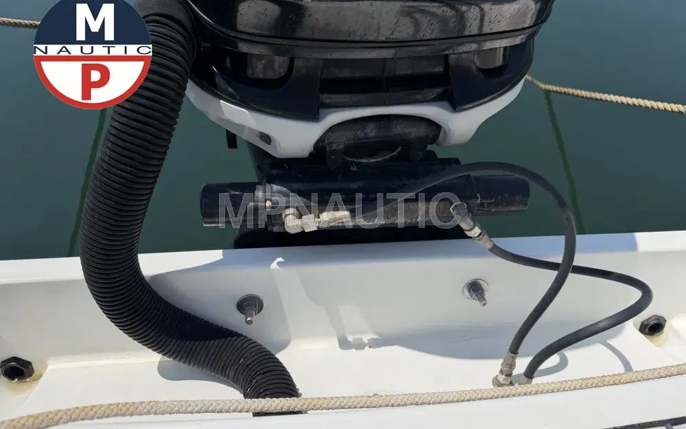 slider 5 Beneteau Flyer 750 cabrio