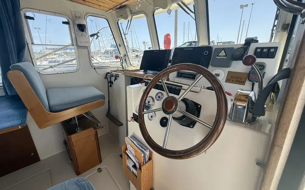 slider 13 Rhea 28