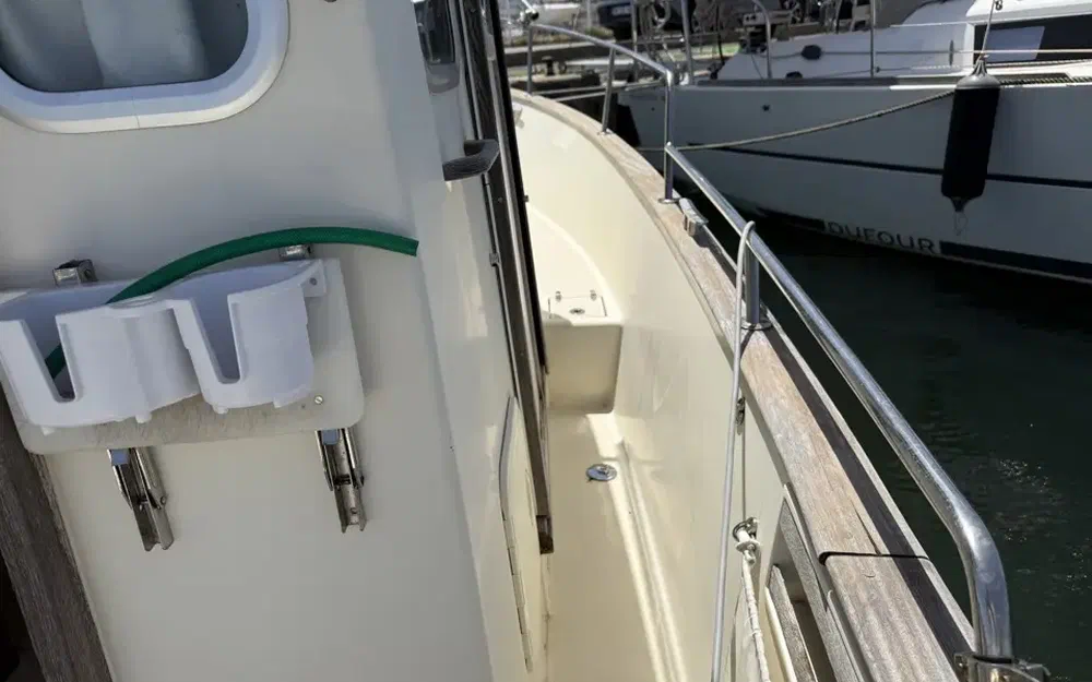 slider 3 Rhea 28