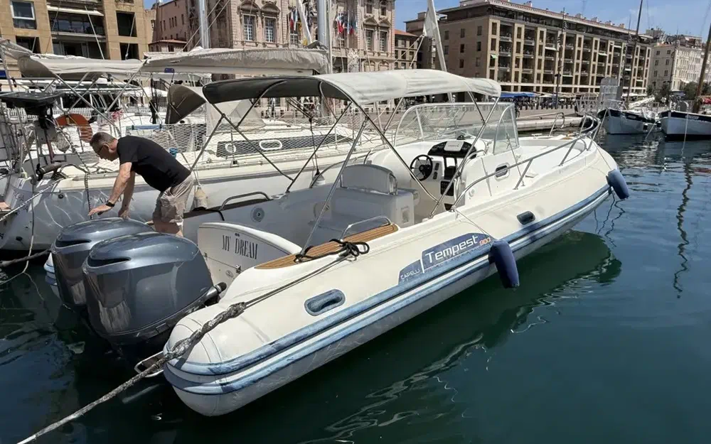 slider 12 Capelli Tempest 900