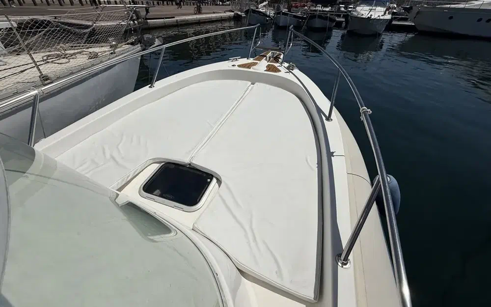 slider 2 Capelli Tempest 900