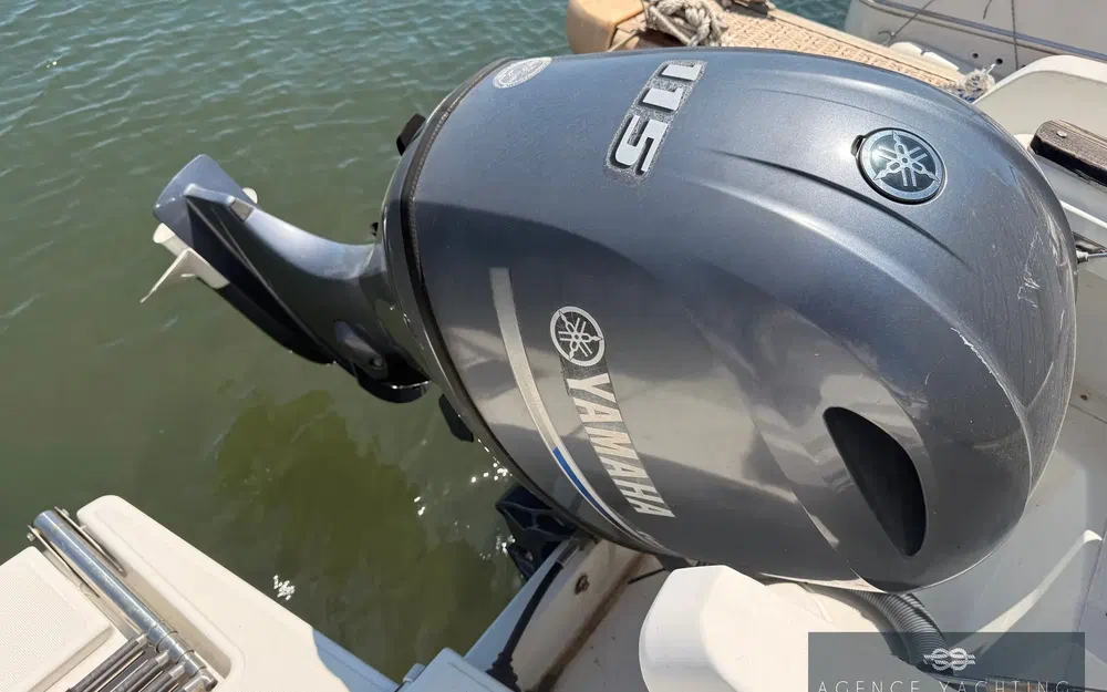 slider 10 Beneteau Barracuda 6