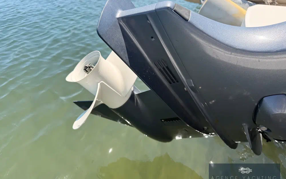 slider 5 Beneteau Barracuda 6