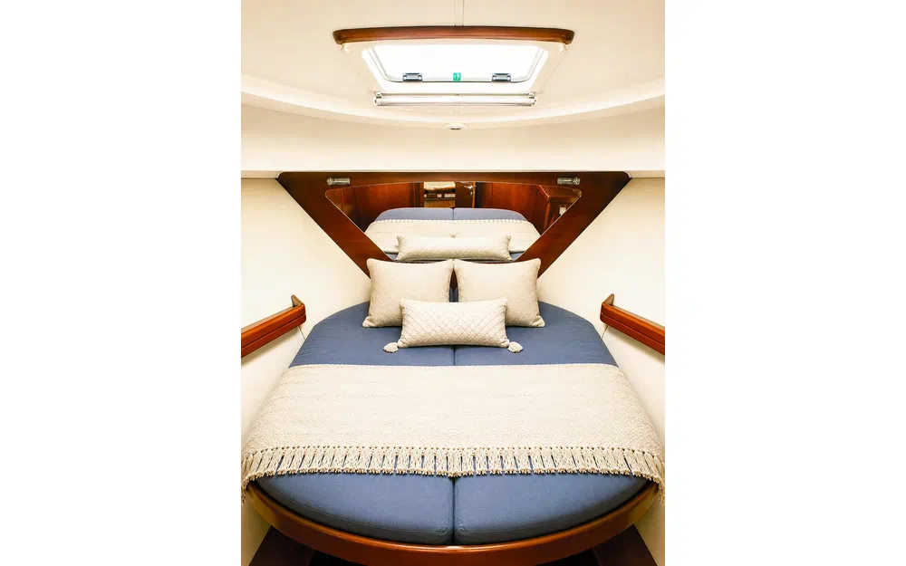 slider 7 Beneteau Antares 980 Fly