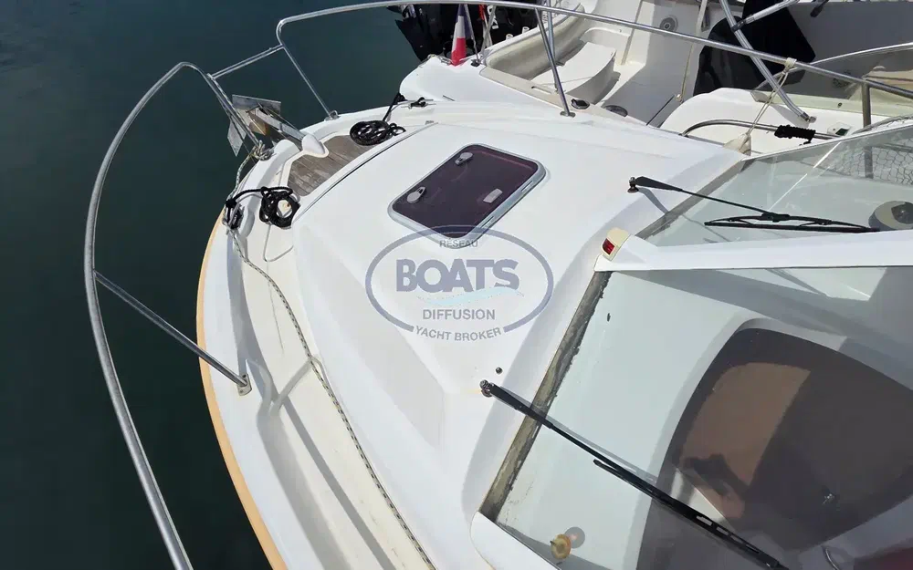 slider 4 Beneteau Antares 6