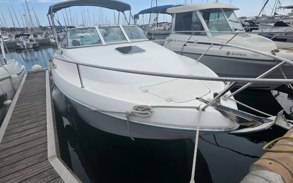 slider 1 Jeanneau Leader 705