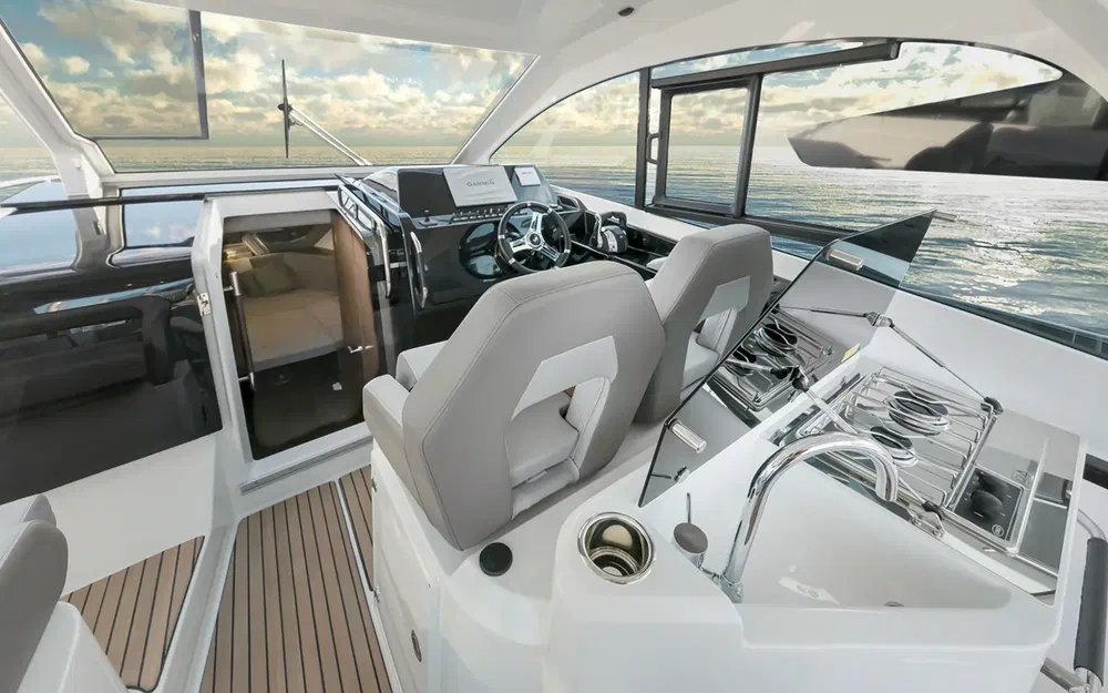 slider 2 Beneteau Gran Turismo 32