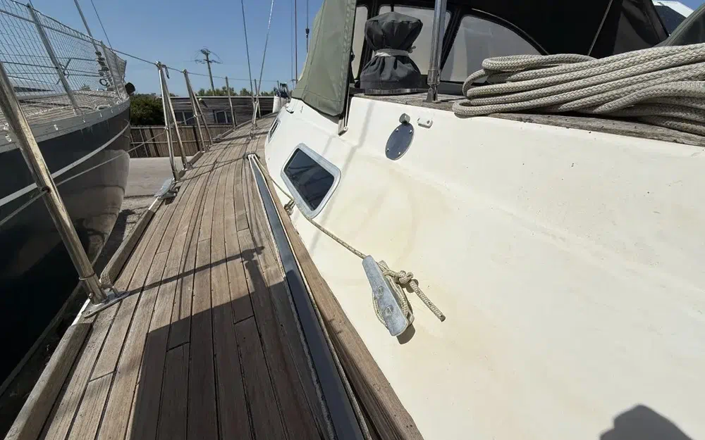 slider 10 Westerly Ocean Lord 41