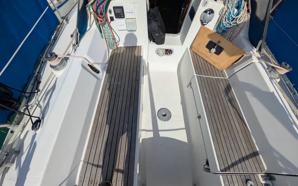 slider 15 Beneteau Oceanis 320