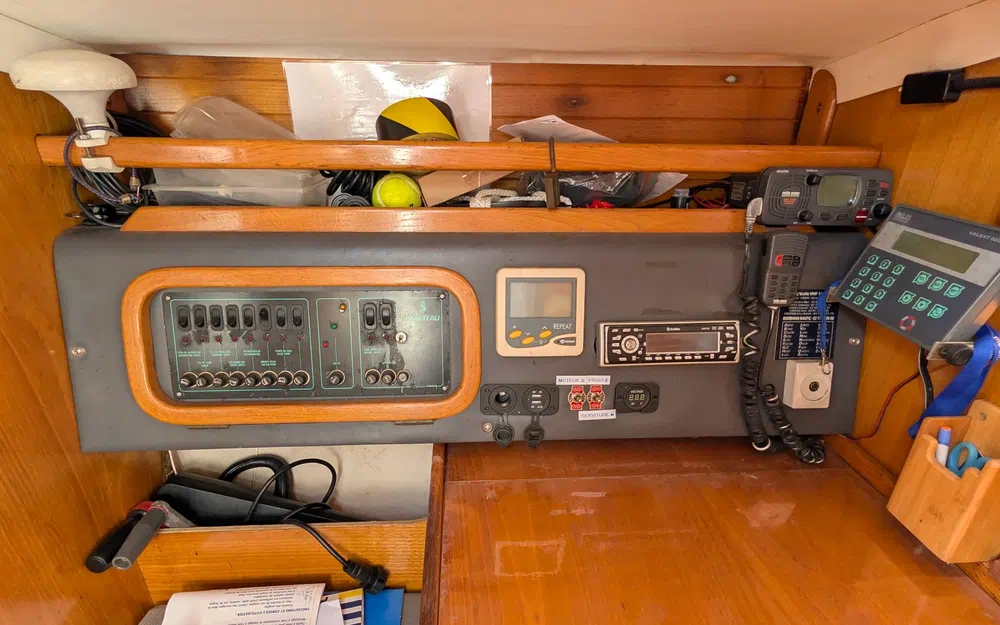 slider 6 Beneteau Oceanis 320