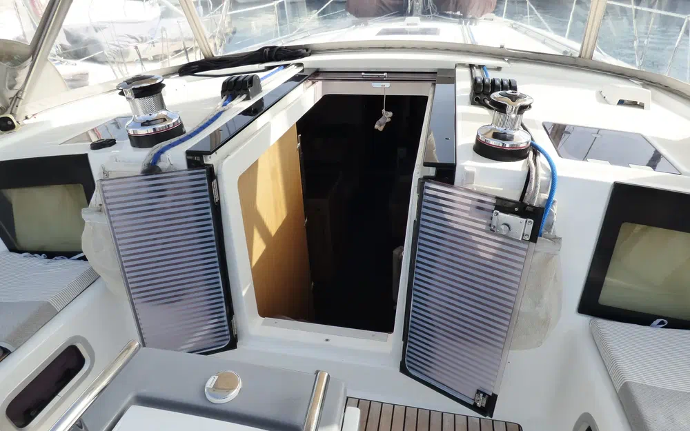 slider 9 Beneteau Oceanis 45