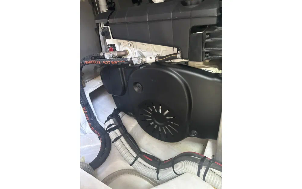 slider 17 Dufour 36 Performance