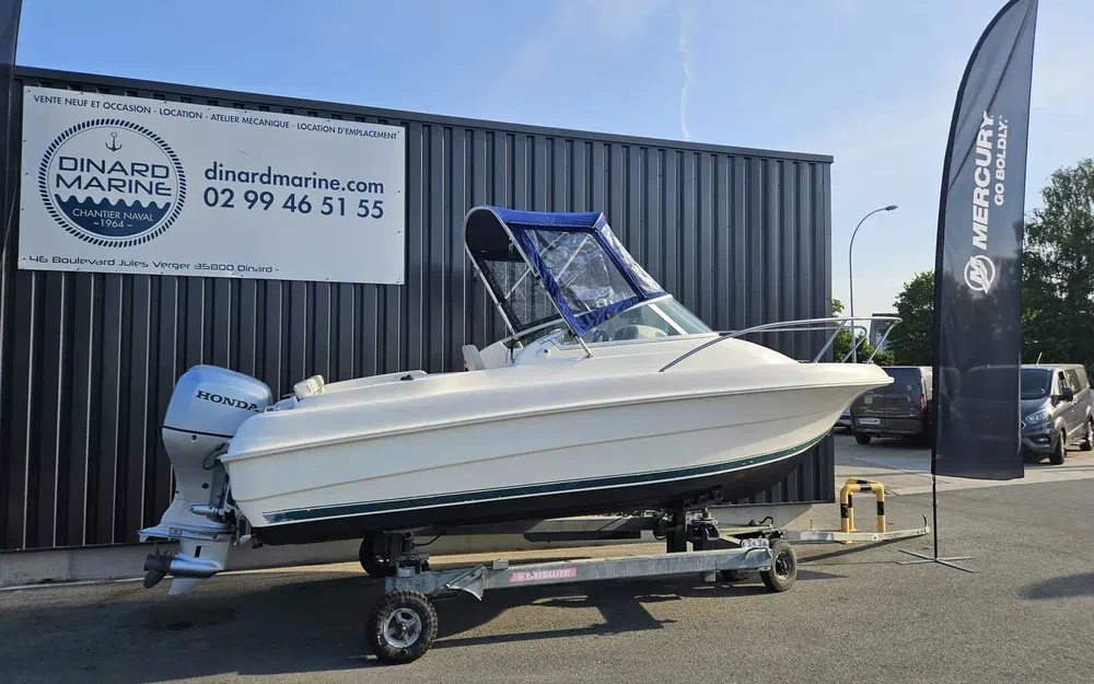 slider 0 Jeanneau Leader 545