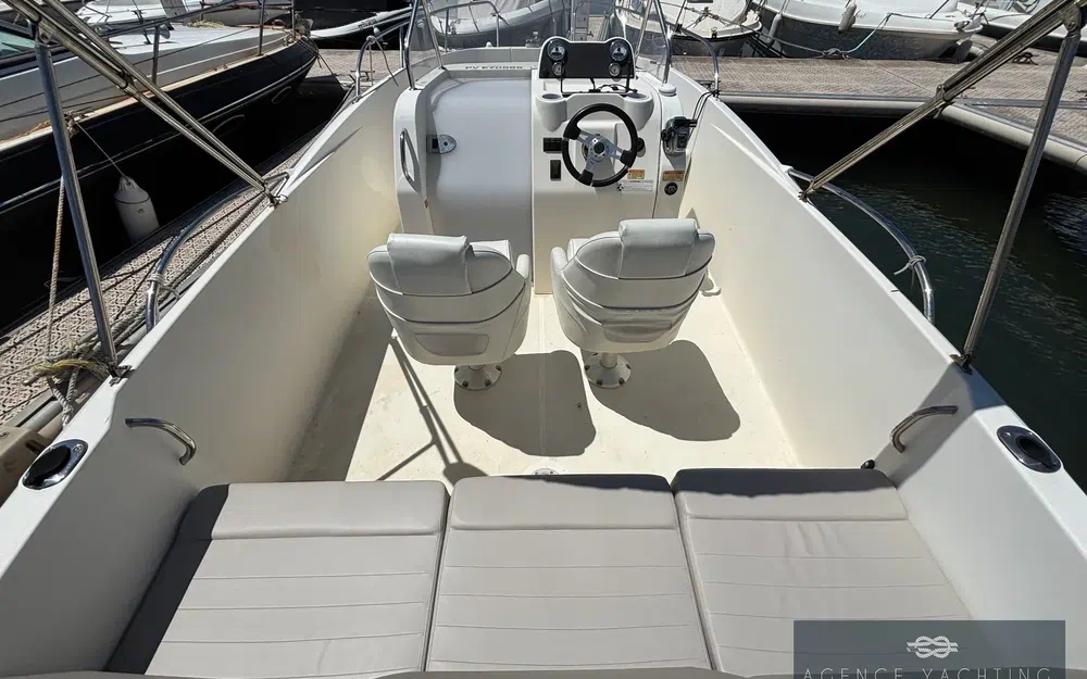 slider 9 Quicksilver 675 Open