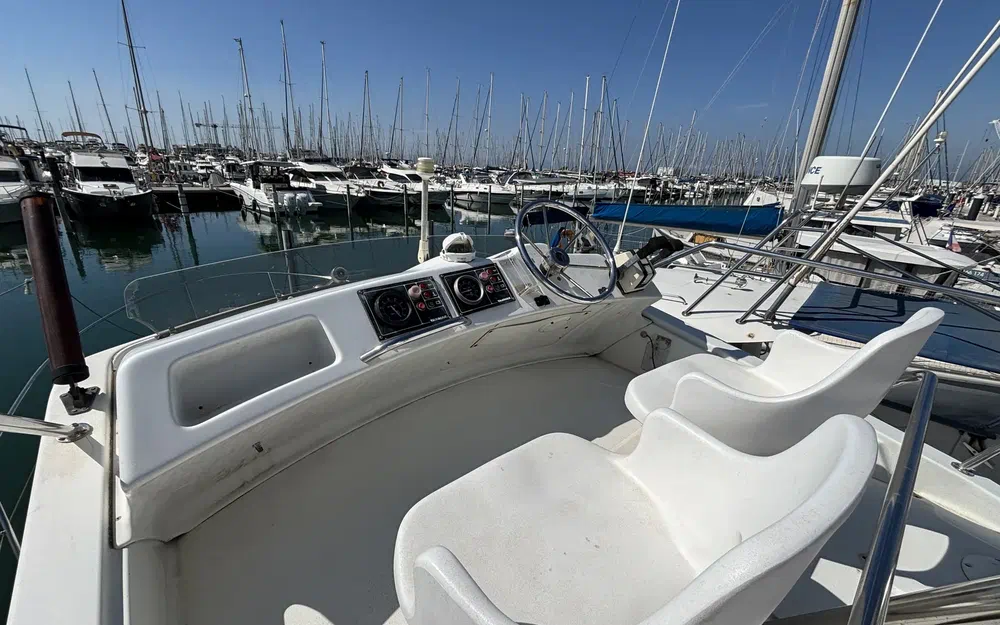 slider 5 Beneteau Antares Serie 9
